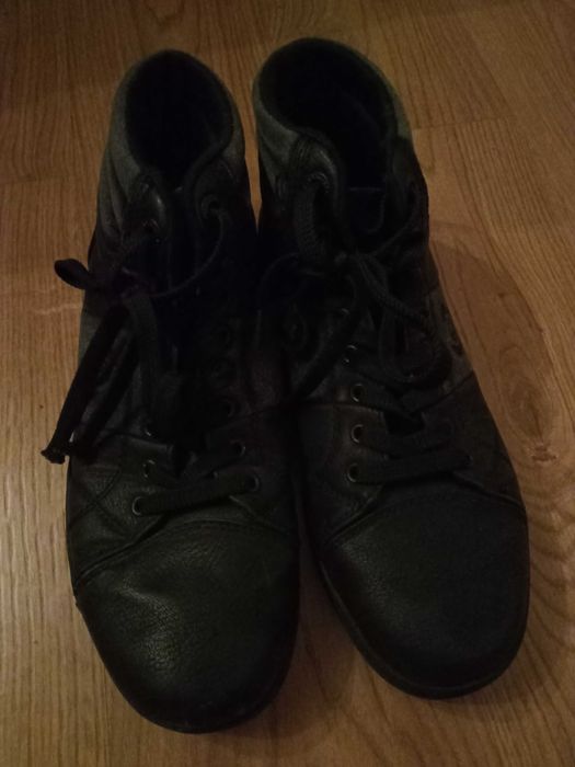 Buty młodzieżowe 41