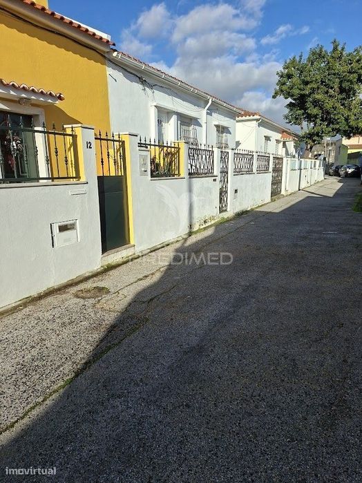 Moradia com grande quintal