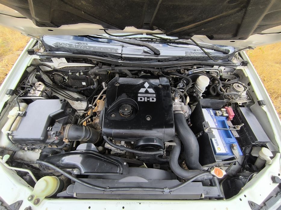 Mitsubishi L200 2.5 DI-D Cabine Dupla (4x2) – 206.000 km – Mecânica Impecável