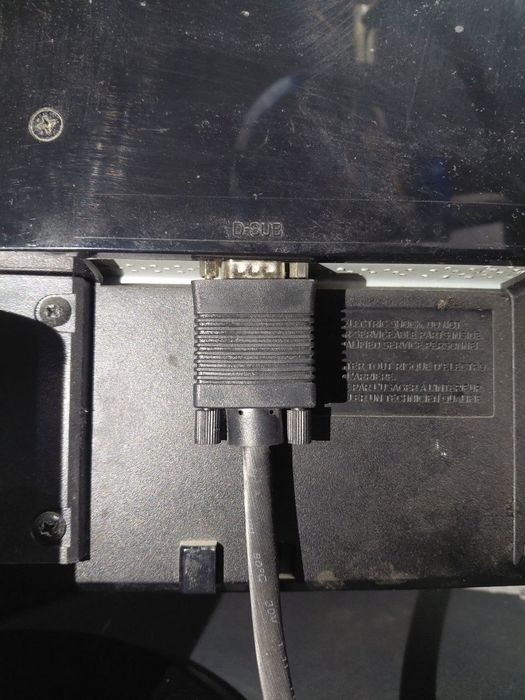 Монитор LG Flatron, модель W2042T.