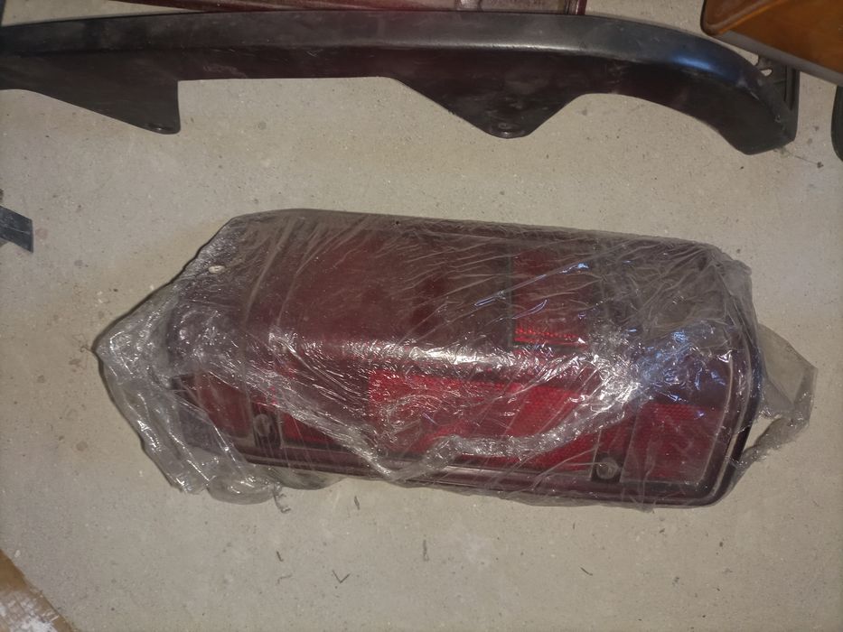 Ford Bronco Ford f 150 Ford E350Фари поворотники задні фонарі стопи