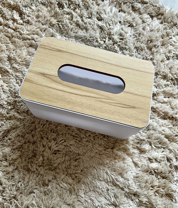 Caixa para Lenços, Nova