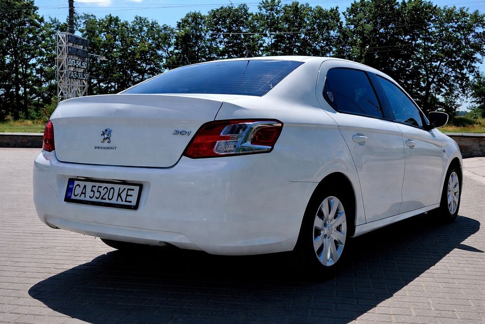 Продам автомобіль,,Peugeot 301 1.2 бензин 2013 рік,,