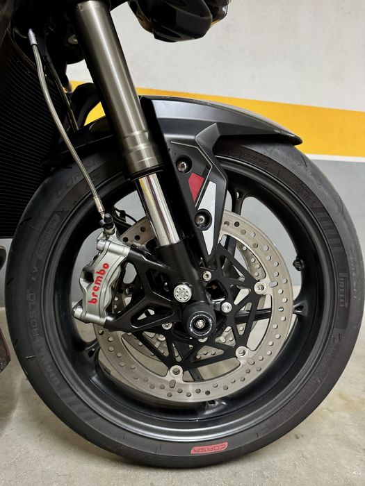 Triumph Street Triple 765 RS