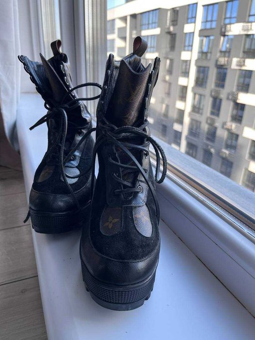Черевики Louis Vuitton 39р