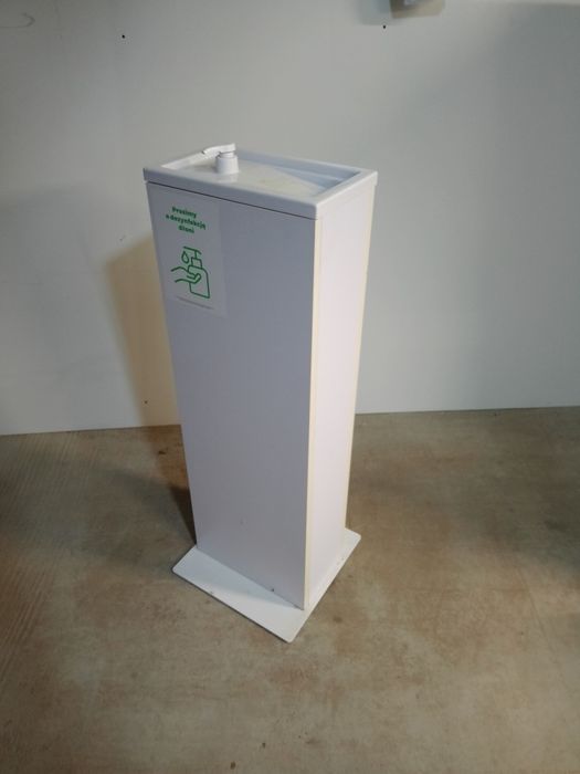 Szafka do dezynfekcji rąk