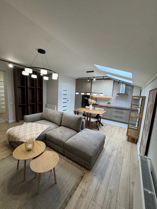 2-кімнатна з ремонтом70м,кв| Центр, Містечко Центральне,  | кухня 25 м²
