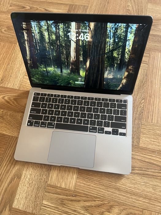 Macbook air M1 8/128