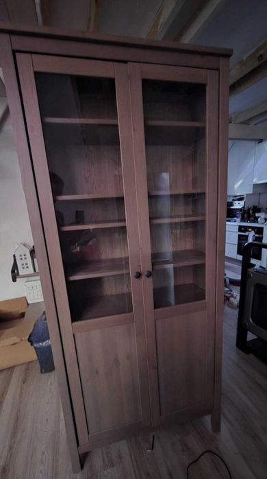 Ikea Hemnes •  witryna, regał