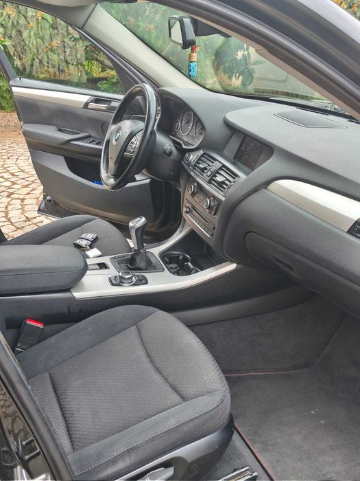 SUV da BMW em bom estado