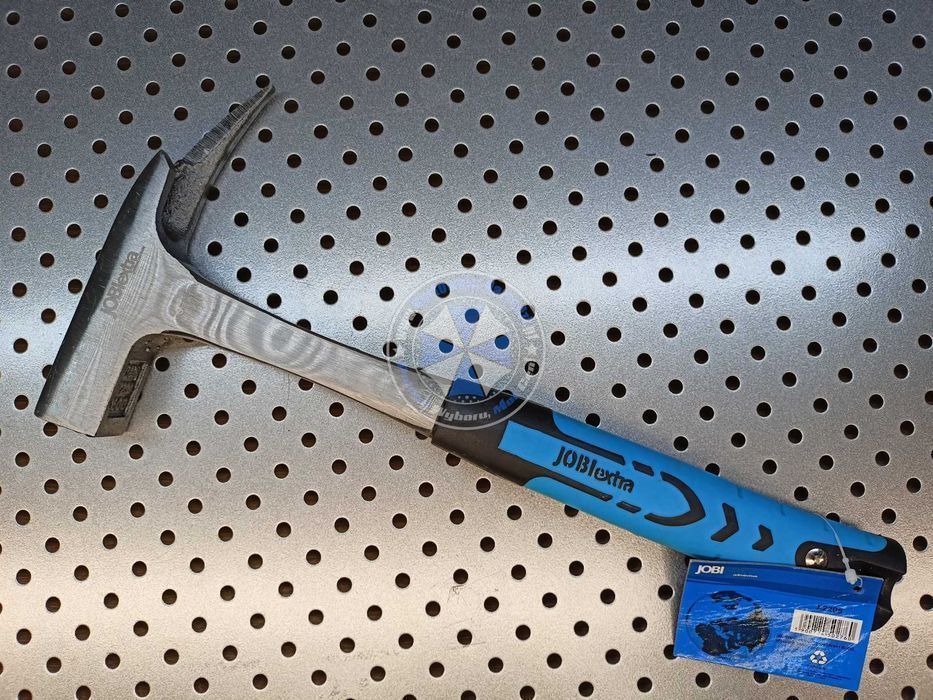 Młotek ciesielsko-dekarski 600g stalowy monoblock młotek dekarski