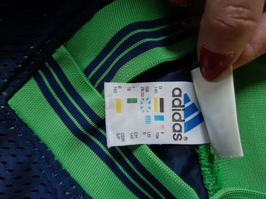 Dresik sportowy dla chłopca