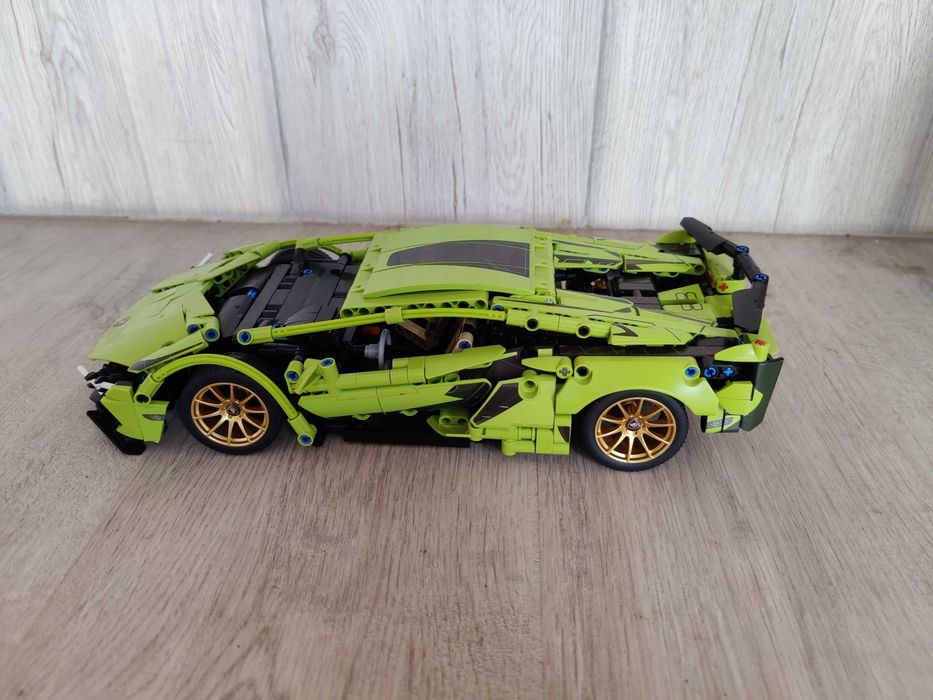 Конструктор Lego машина lamborghini 1280 Деталей