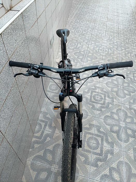 Bicicleta BTT Fuji Nevada 29 1.5 – RockShox