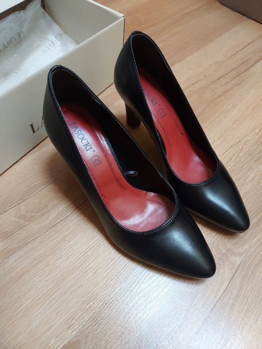 Nowe czółenka Lasocki, czarne, rozmiar 36