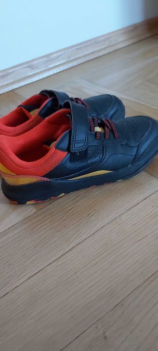 Buty chłopięce r.32