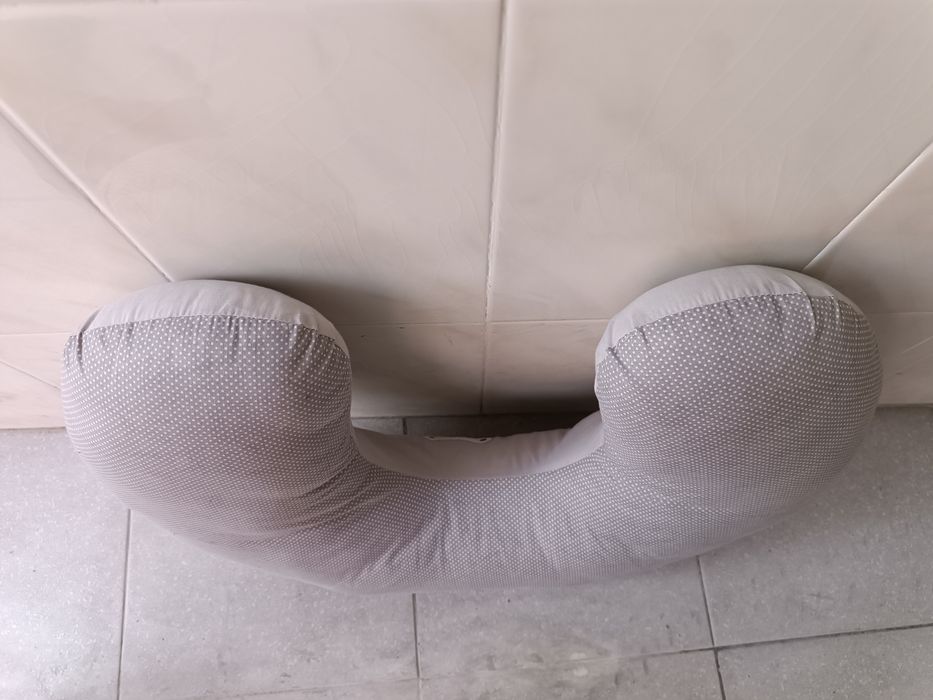 Almofada para amamentação com ursinho e fecho