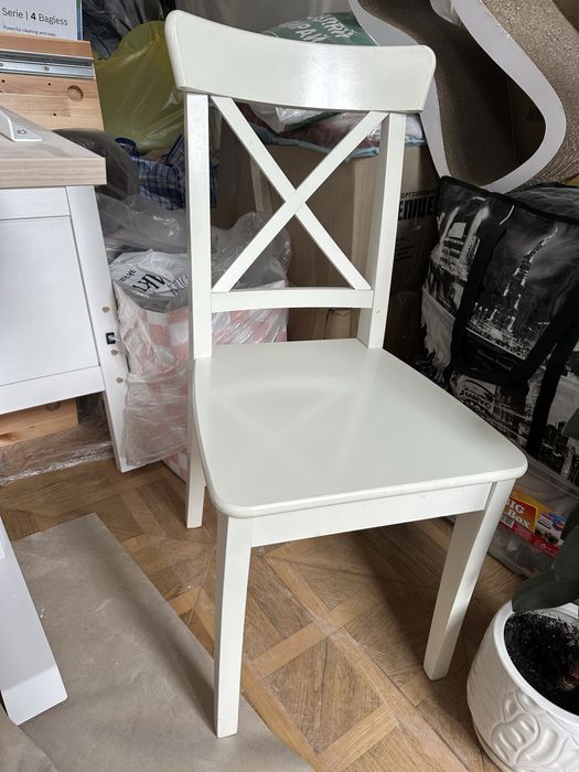 Набір стільців IKEA білі