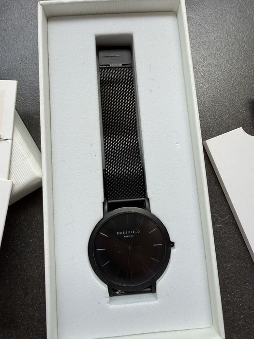 Zegarek czarny Rosefield MBB-M43