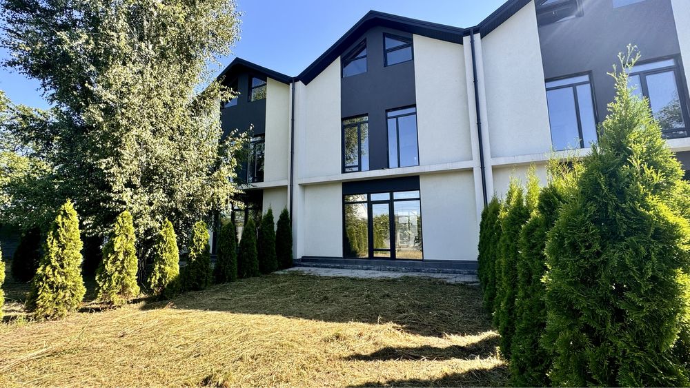 Таунхаус Осокорки | Метро Славутич вул. Центральна Таун Хаус Будинок