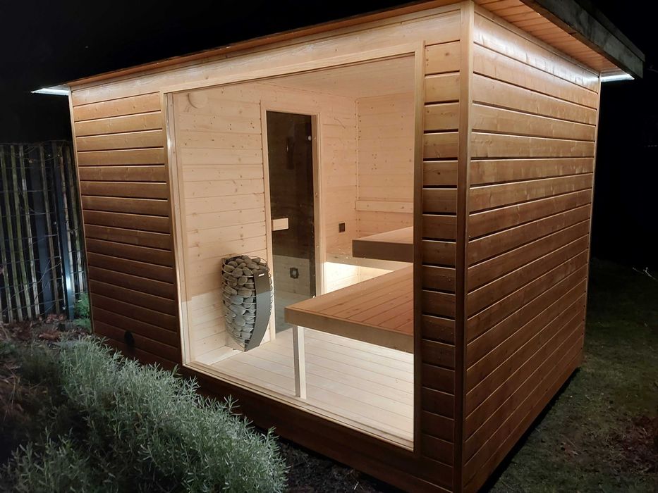 Sauna Zewnętrzna Nowoczesna z Przedsionkiem
