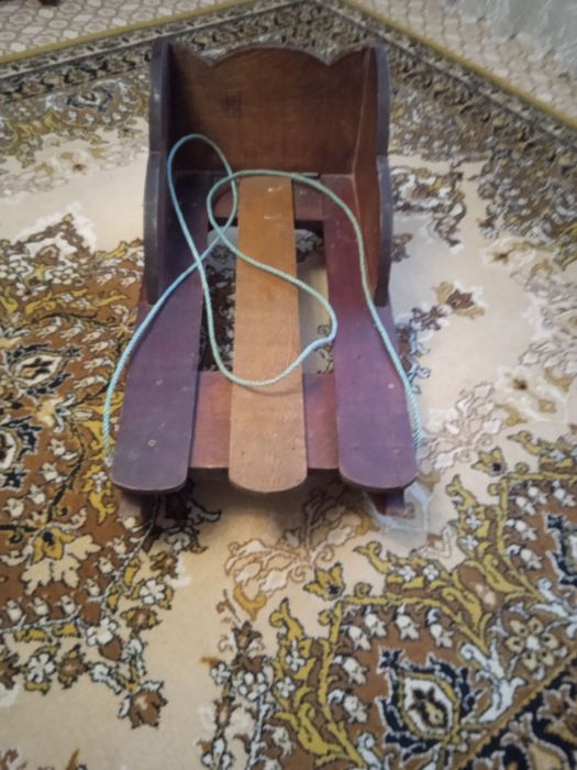 Санки дерев'яні дитячі