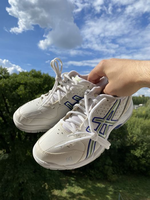 Жіночі кросівки Asics 25 см