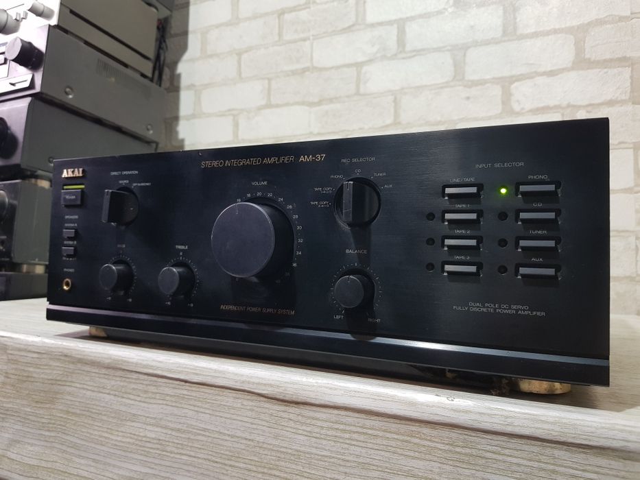 Стерео підсилювач AKAI-AM 37, +1ш., 2*90 Вт! б/у з Німеччини