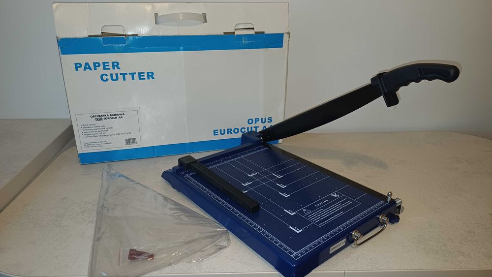 Obcinarka do papieru biurowa A4