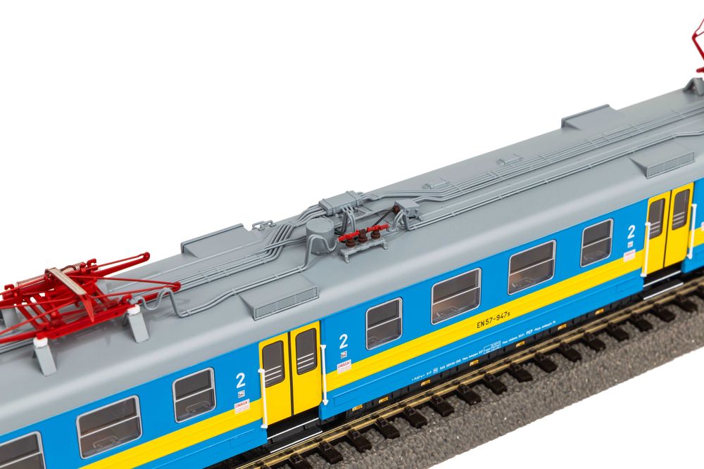 PIKO H0 (51459) - EN57 Przewozy Regionalne PKP Ep.V