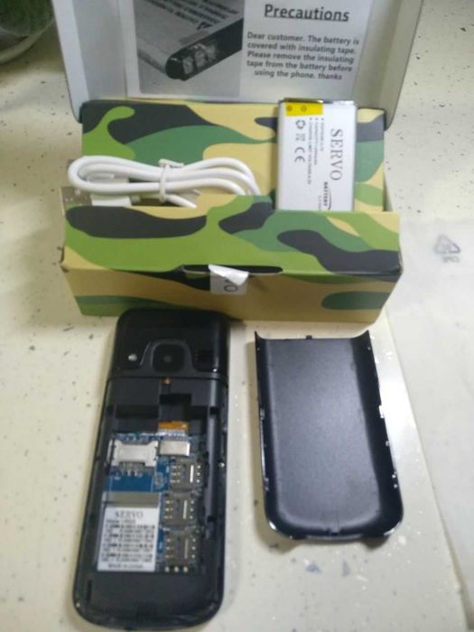 Кнопочний телефон SERVO  V9500HD 4SIM  (російська клавіатура