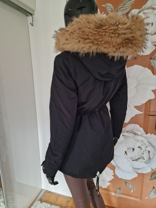 Kurtka zimowa jenot Nowa L/XL