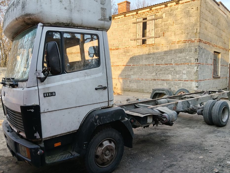 Mercedes 814,1114, 6 cylindrów, resor.