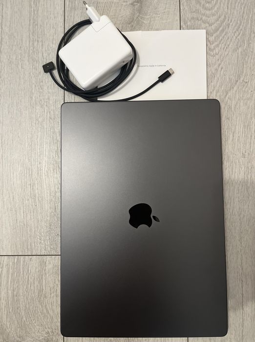 Акція! Apple MacBook Pro 16” M3 Pro 18GB / 512GB | Стан нового | 20 циклів