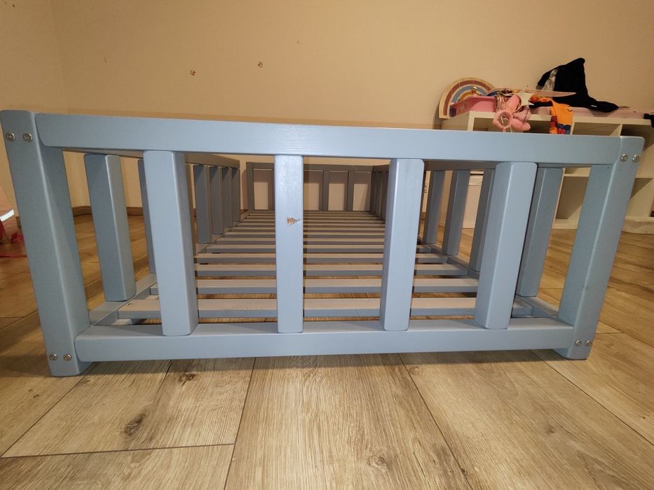 Łóżeczko dziecięce 180/90