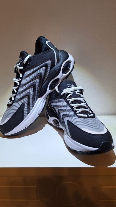 Кросівки Nike Air Max TW, US11 E45 29CM,  DQ3984 001