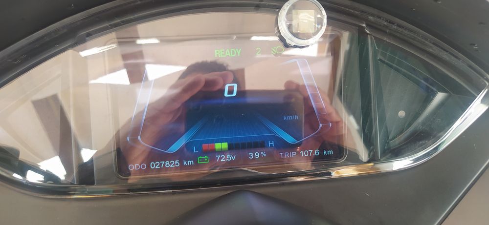 Moti Maxi (E- Fun Puma) Maxi Scooter Elétrica