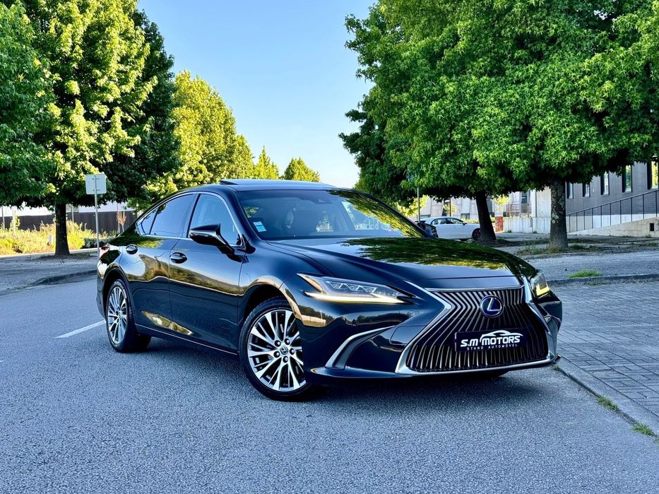 Lexus ES 300h Executive+
