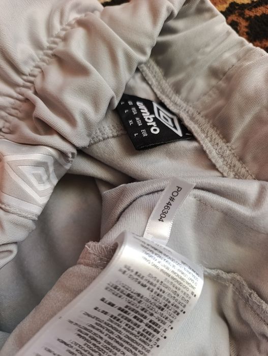 Спортивні штани Umbro "L"