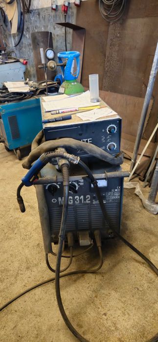 Oficina de  Serralharia metalomecânica Totalmente Equipada
