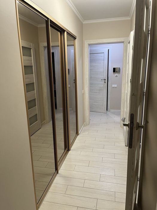 Сдам 2 х к.кв.на Песках в новом доме