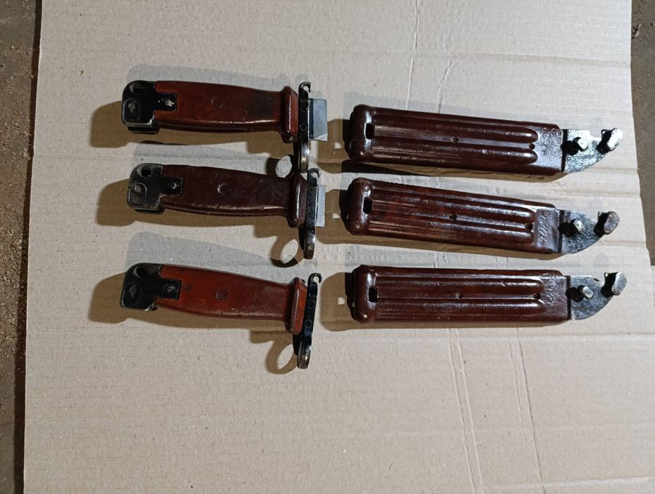 Штык-нож АК рукоятка и ножны