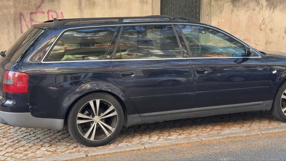 Vendo esse Audi a6 2.5 TDI completo