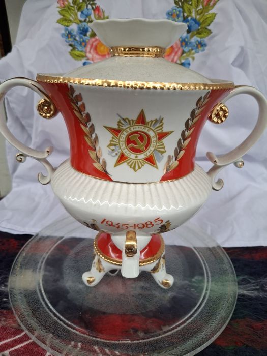 Тематичний самовар.