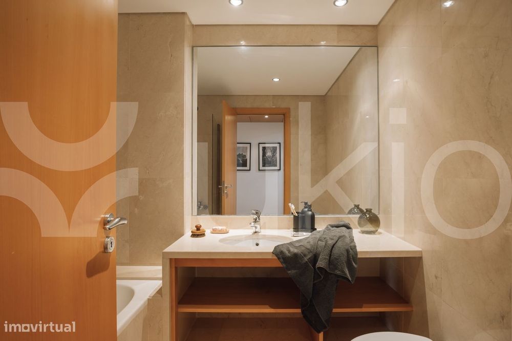 Apartamento T3 com varanda em Expo Norte