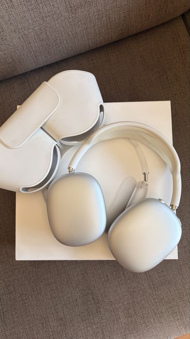 AirPods Max  2022