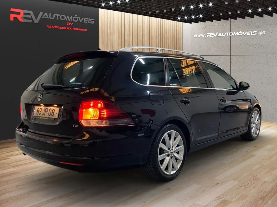 VW Golf Variant 1.6 TDi Highline DSG foto 3
