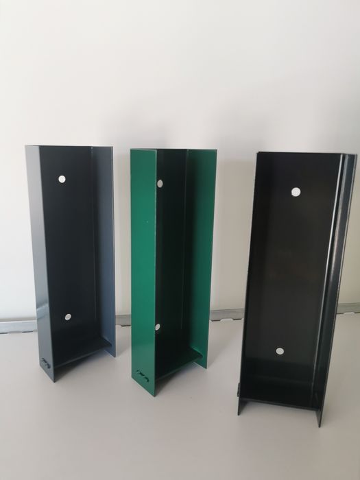 Łącznik metalowy ceownik murek płyta h-20cm