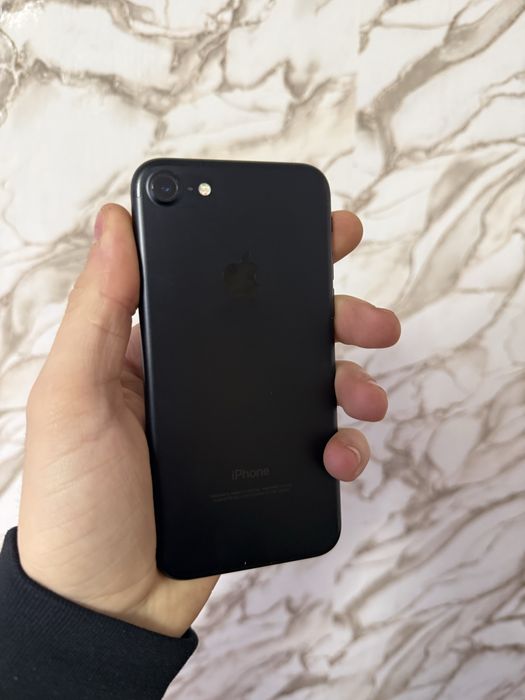 Продам iPhone 32гб