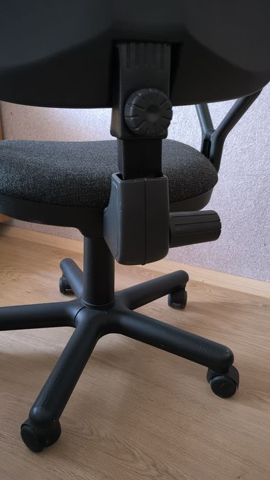 Комп'ютерне крісло для геймерів